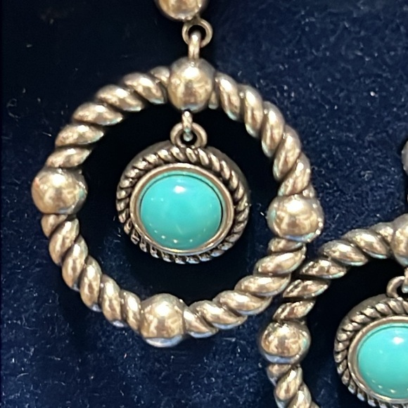 Montana Silversmiths, Every Direction Turquoise Earrings - Picture 7 of 9